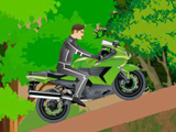 Езда на мотоцикле по лесу